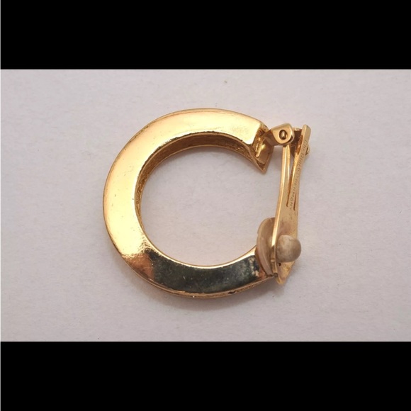 Christian Dior Vintage Rhinestone Clip-on Earrings Gold Tone CD 6723J - Picture 7 of 14